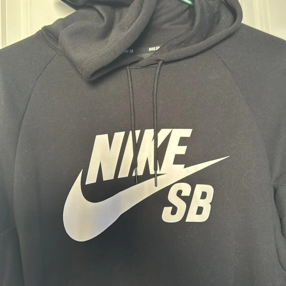 Nike SB Hoodie - Picture 2 of 6